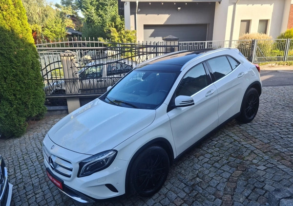 Mercedes-Benz GLA cena 83999 przebieg: 65000, rok produkcji 2016 z Szczebrzeszyn małe 667